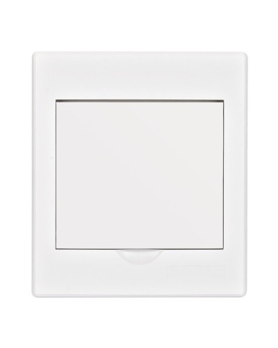Корпус ЩРН-П 4 модуля IP41 навесной белая дверь (31084DEK). Корпус пластиковый. DEKraft в Назрани